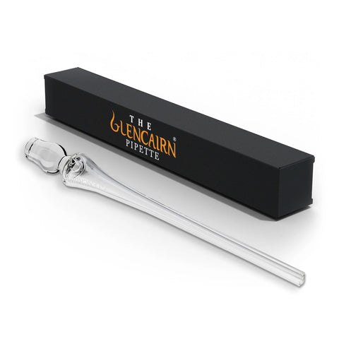 GLENCAIRN water pipette nestled inside the Glencairn glass for precise water drops to enhance aroma.