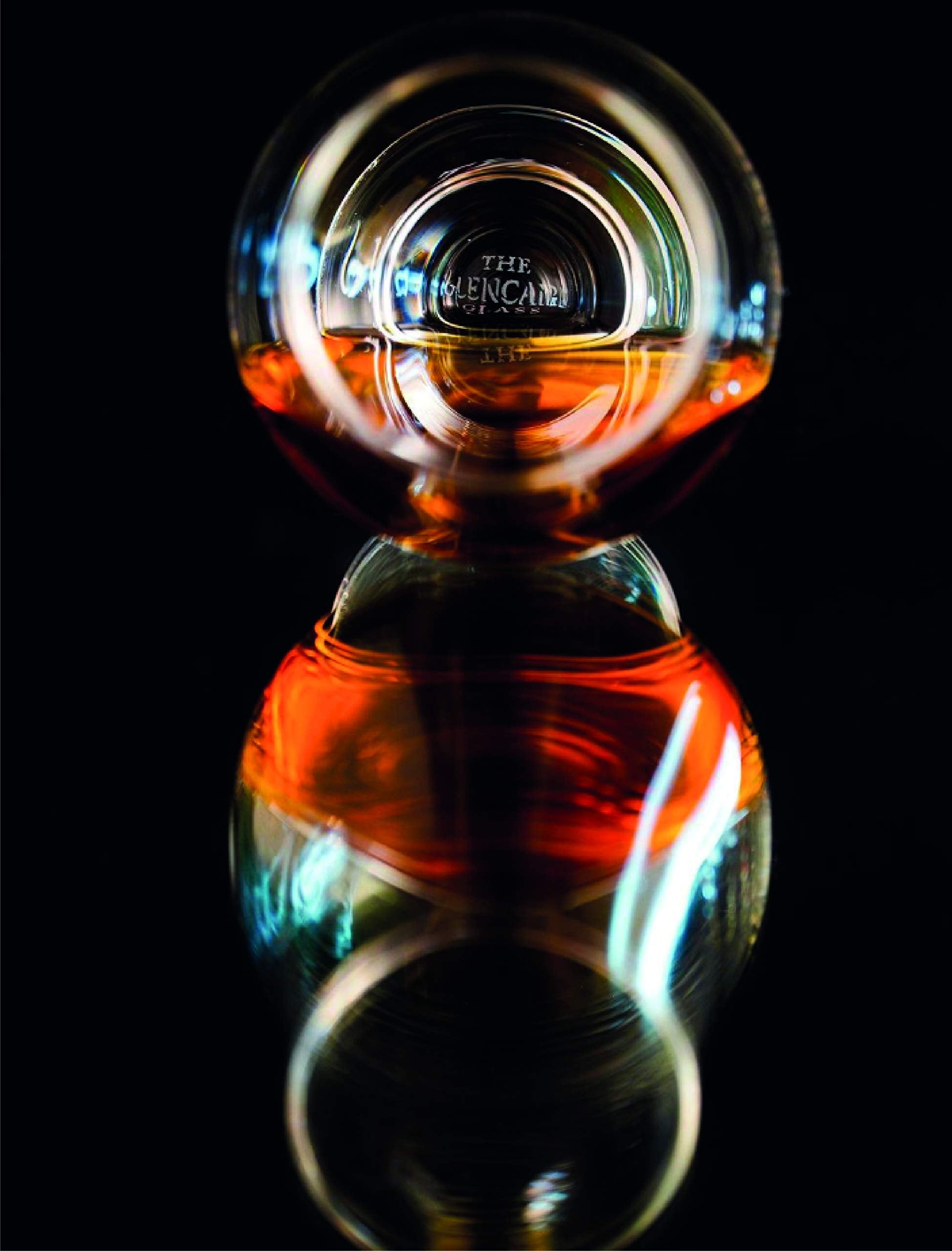 Glencairn whiskey glass gift carton set is ideal for hosts.