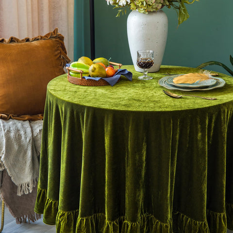 GLORY SEASON velvet tablecloth round drape provides a soft, premium look for gatherings.
