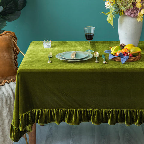 GLORY SEASON velvet fabric demonstrates easy care and durable performance when washed.