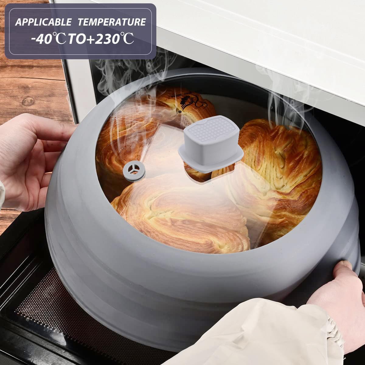 GLOU-GLOU GOOSE GGG collapsible silicone handle eases lifting without burns.