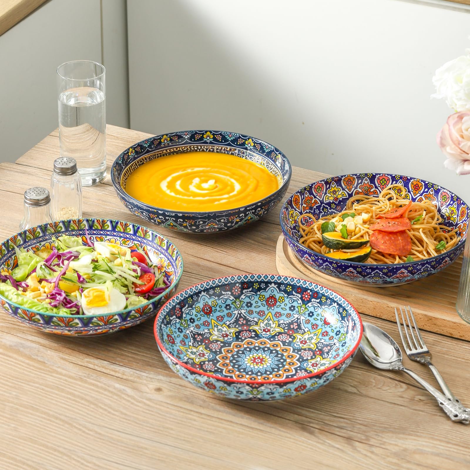 Glowworm bowls with chip-resistant glaze maintain vibrant colors