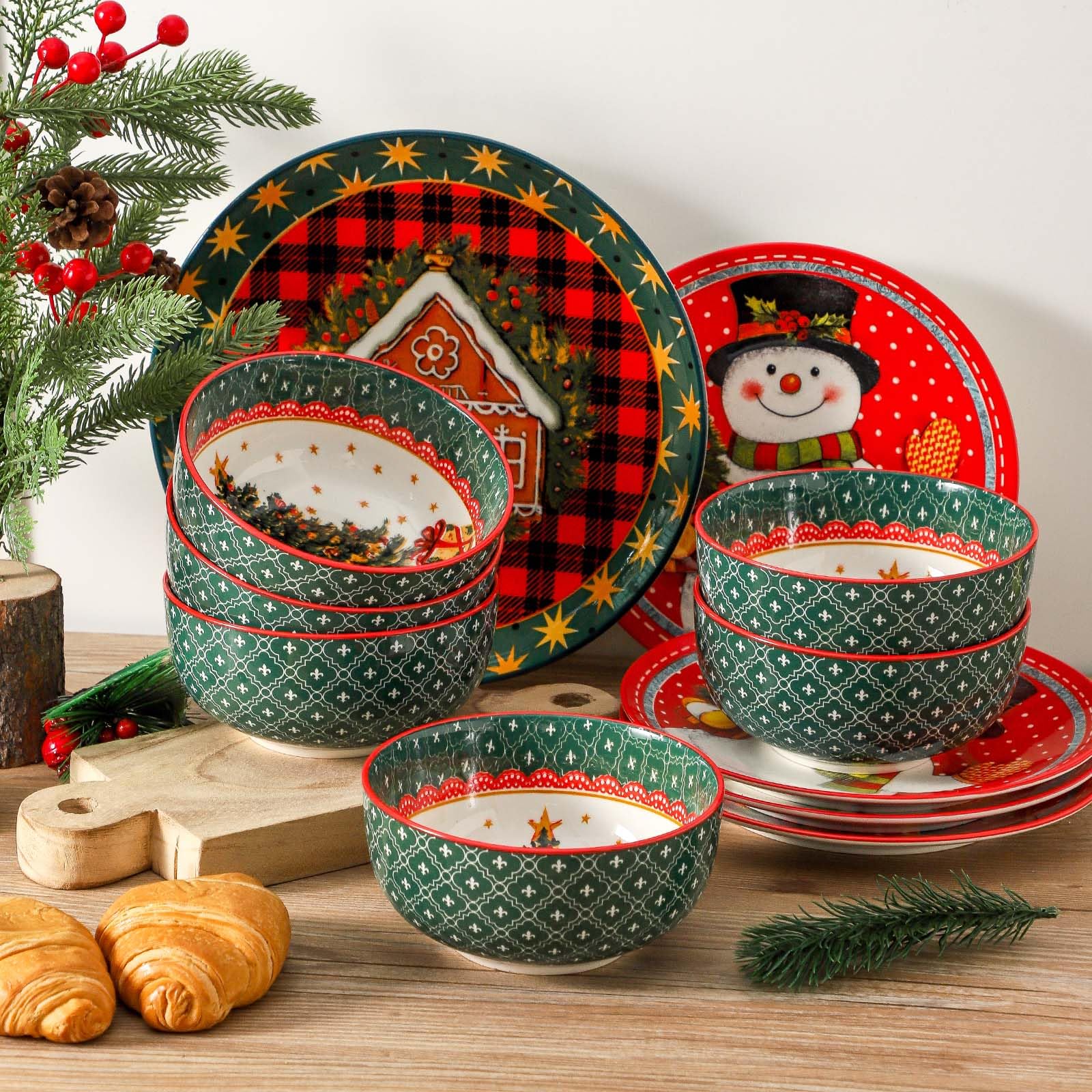 Glowworm festive bowls set, perfect gifting option for holidays