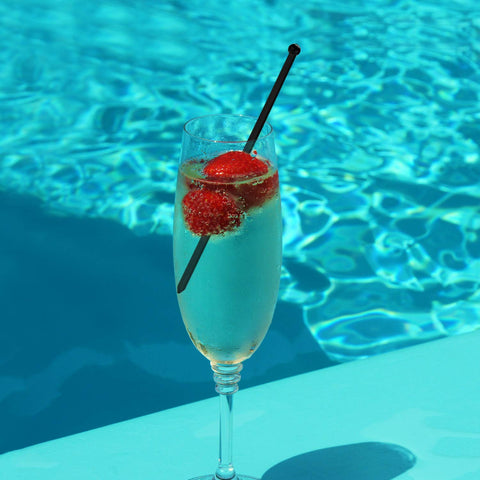 Gmark party cocktail stirrers enhance presentation at gatherings