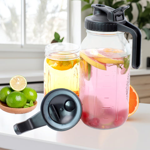 GMSWEET borosilicate glass pitcher for daily hot or cold beverages.