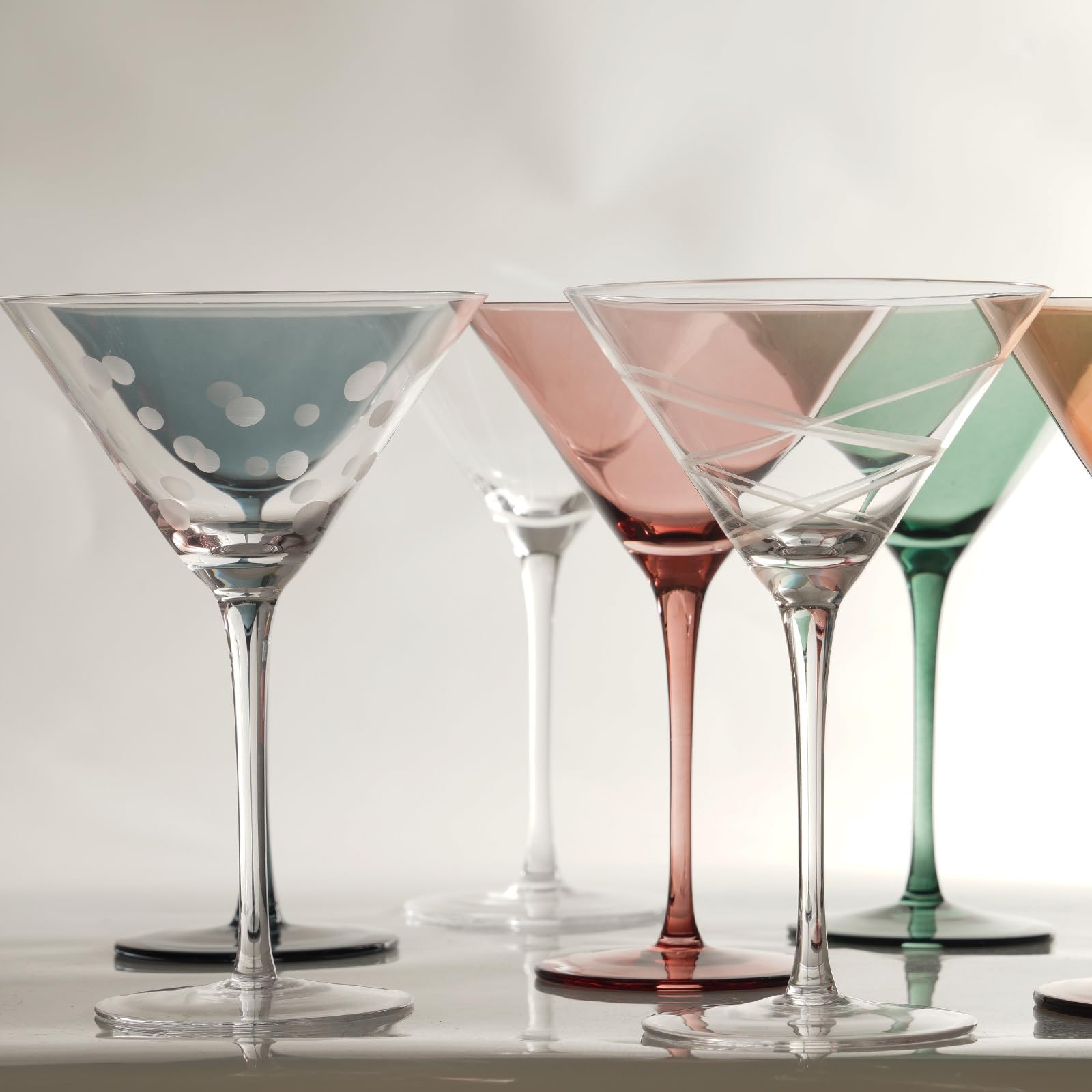 Gnimihz gift box with 4 glasses for gifting on special occasions