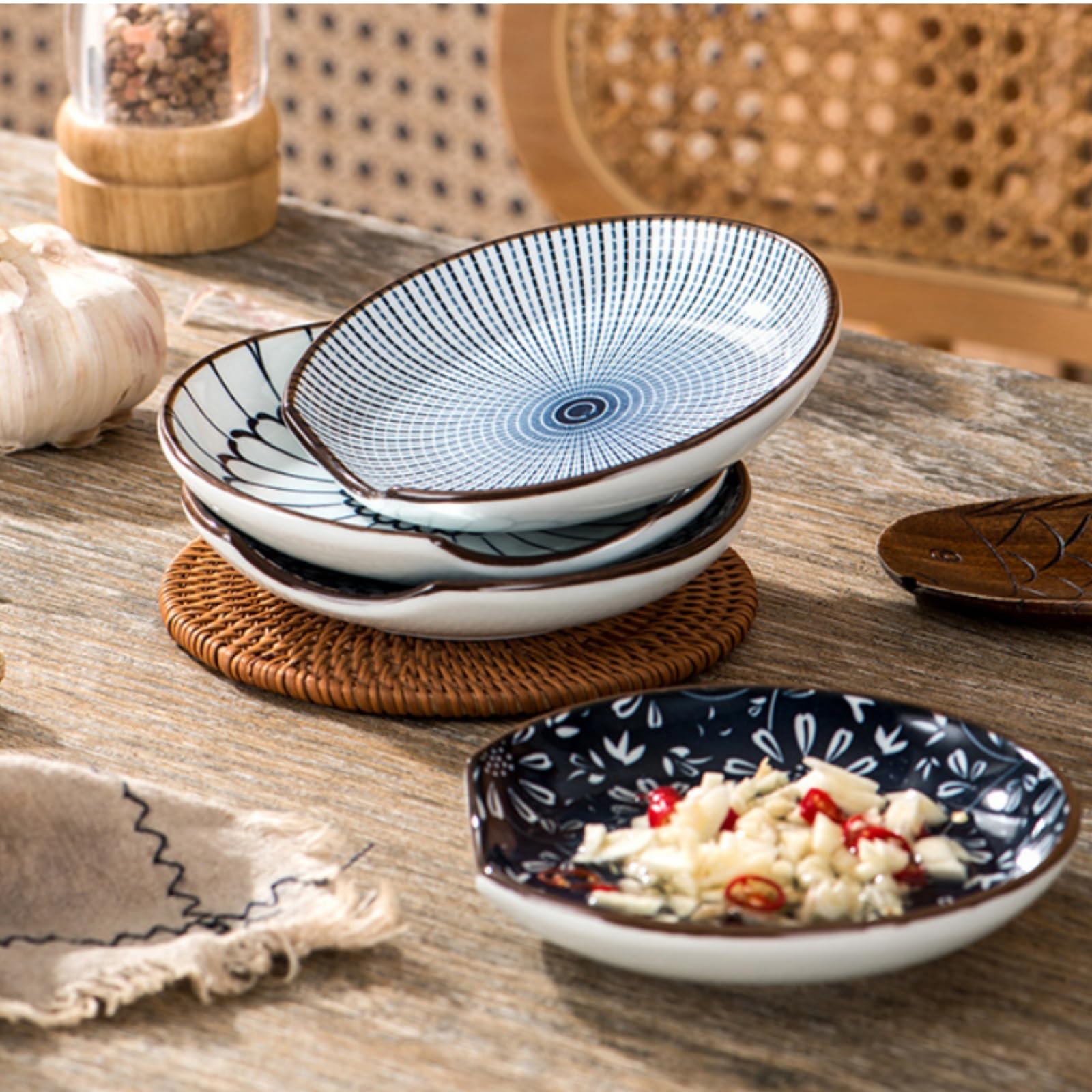 Goaste gift-ready spoon rest ideal for housewarmings, weddings, or holiday celebrations.