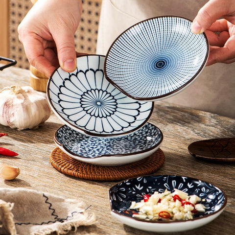 Goaste multi-purpose kitchen accessory helps keep counters tidy during meals.