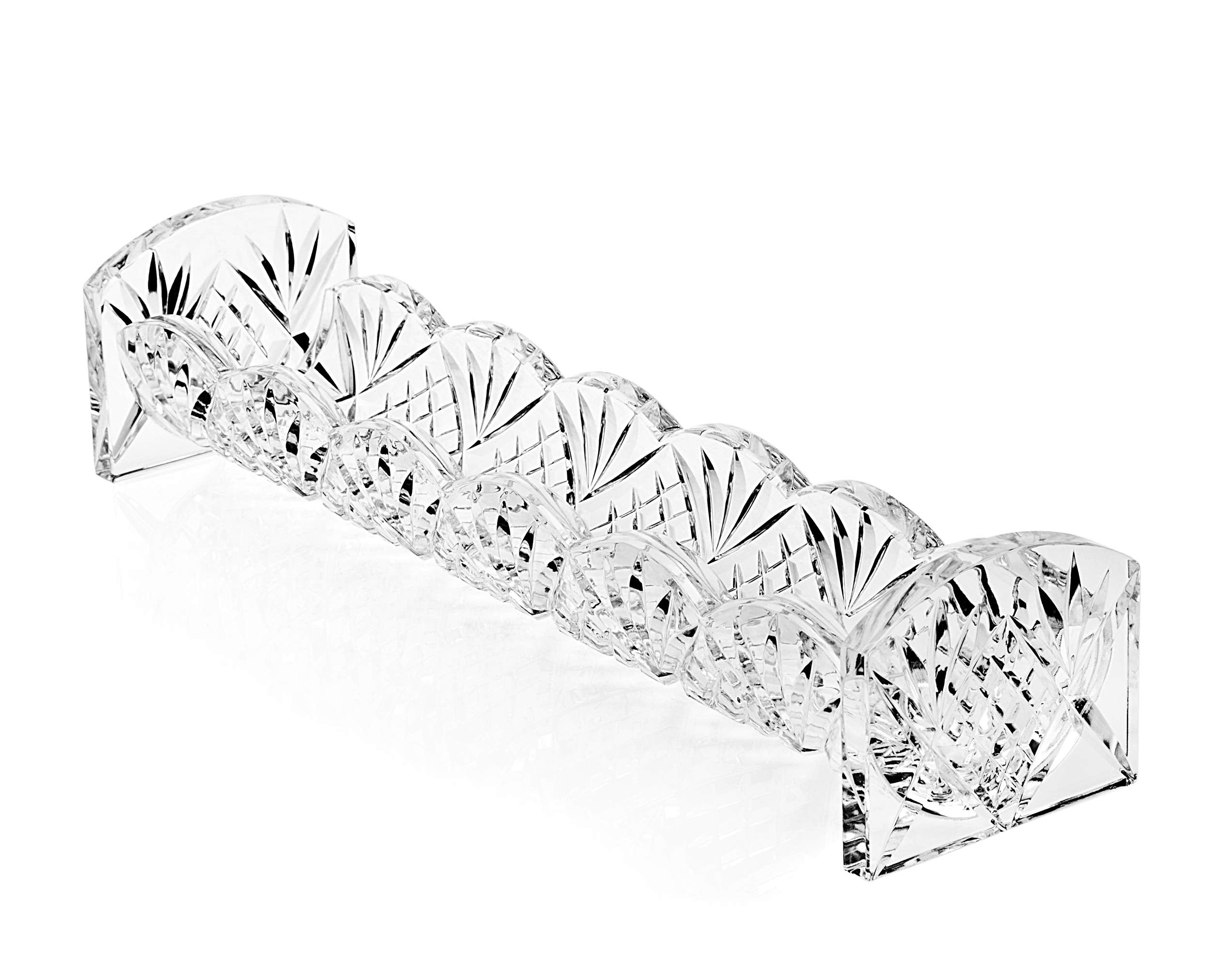 Godinger Dublin Cracker Tray enhances entertaining with crystal sparkle and versatile use.