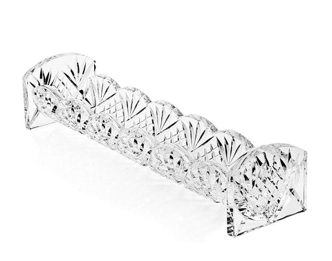 Godinger Dublin Cracker Tray enhances entertaining with crystal sparkle and versatile use.