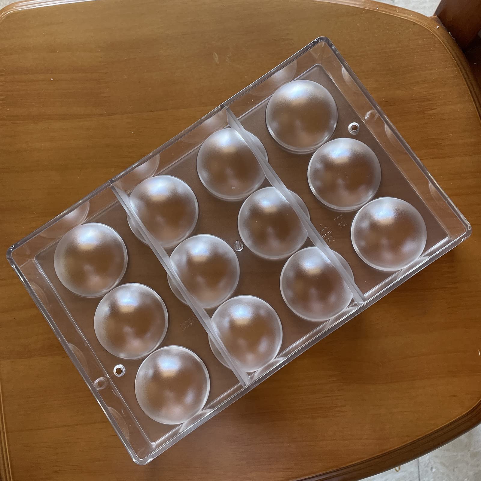 Goldbaking ball mold easy release after cooling