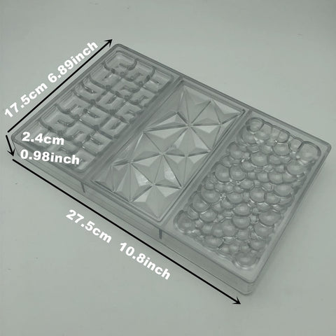 Goldbaking break-apart mold demonstrates easy portioning and clean release.
