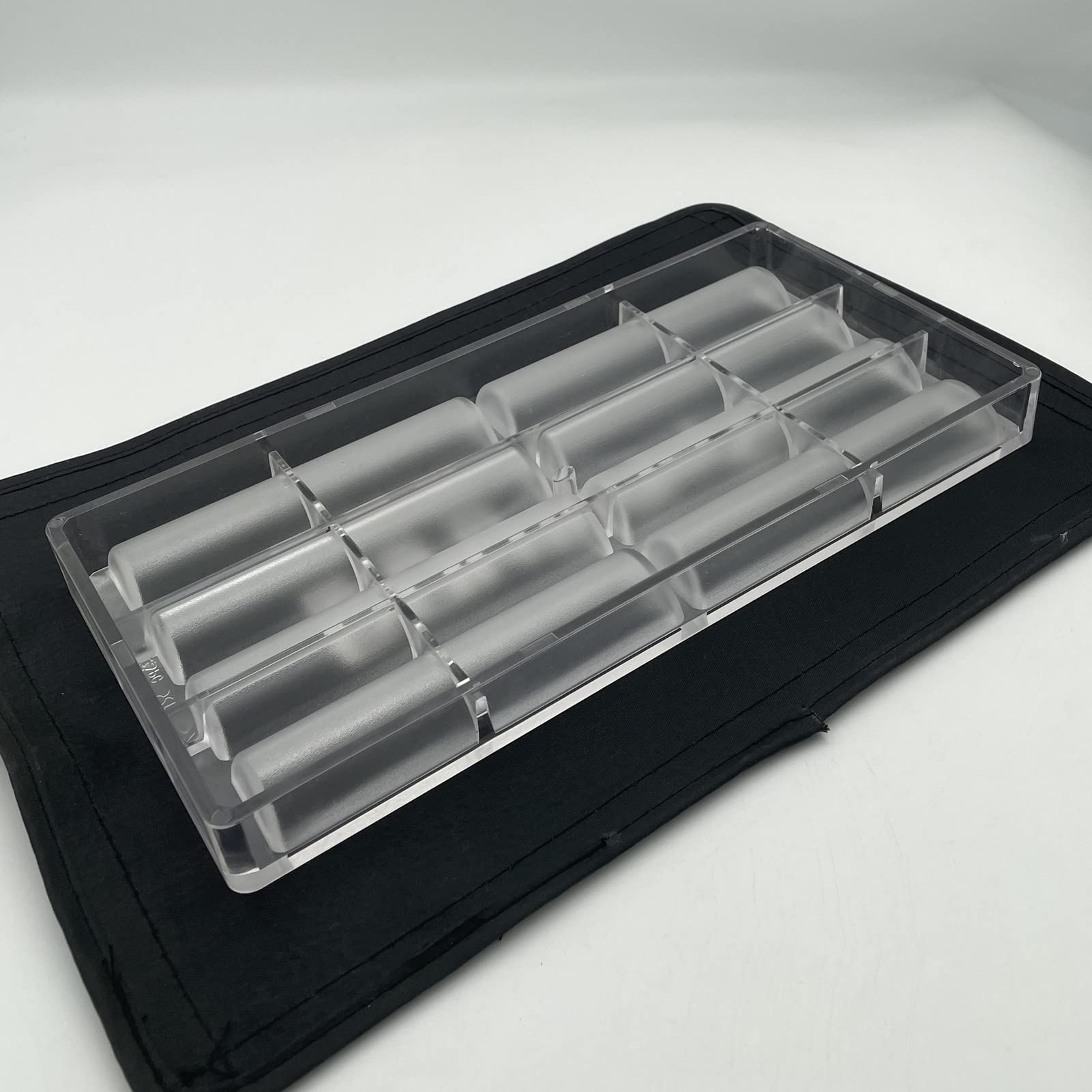 Goldbaking stick mold dimensions 27-5x13-5x2-4cm for sturdy chocolate bars.