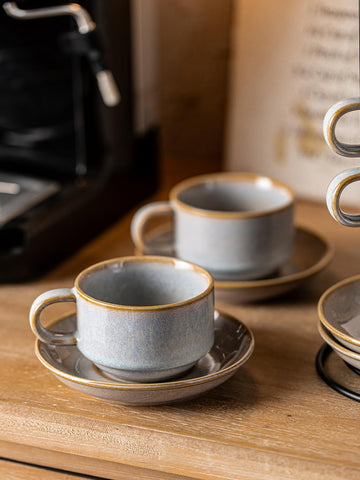 Gomakren 6oz cups with thick walls retain heat for longer sipping.