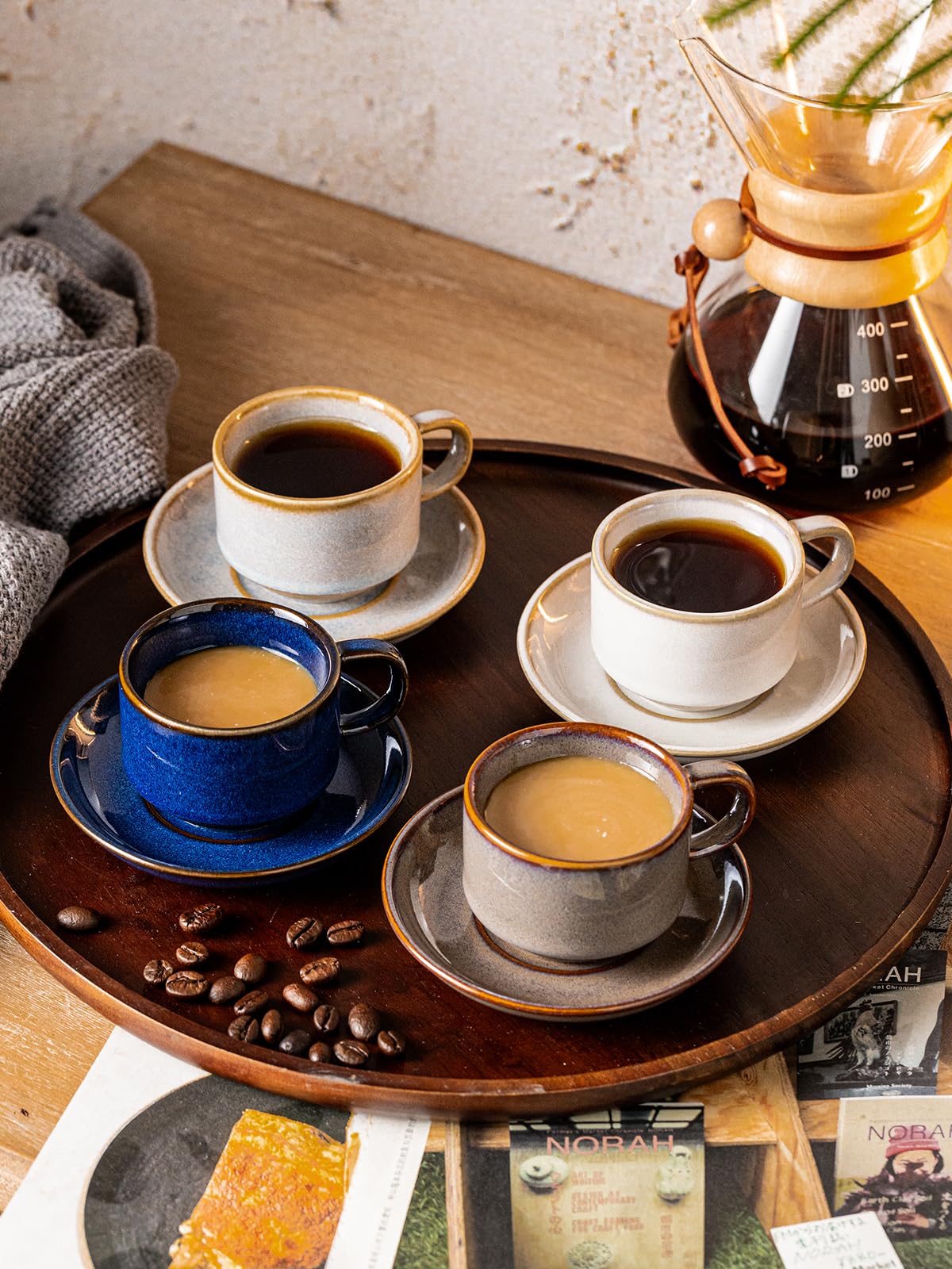 Gomakren metal stand keeps four cups neatly organized.