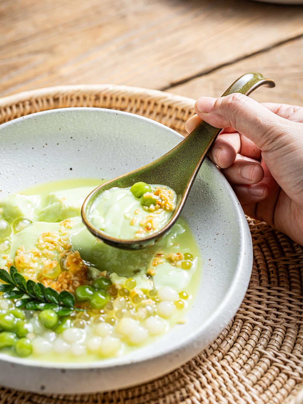 Gomakren elegant tableware complements rustic and modern settings