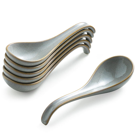 Gomakren soup spoons with glossy ceramic finish for elegant dining.