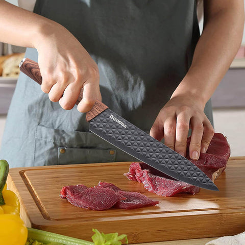 GOODA 7-inch Santoku knife ready for versatile slicing and dicing tasks.