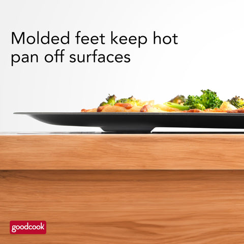 GoodCook AirPerfect versatile pan for homemade, frozen, and leftover slices.