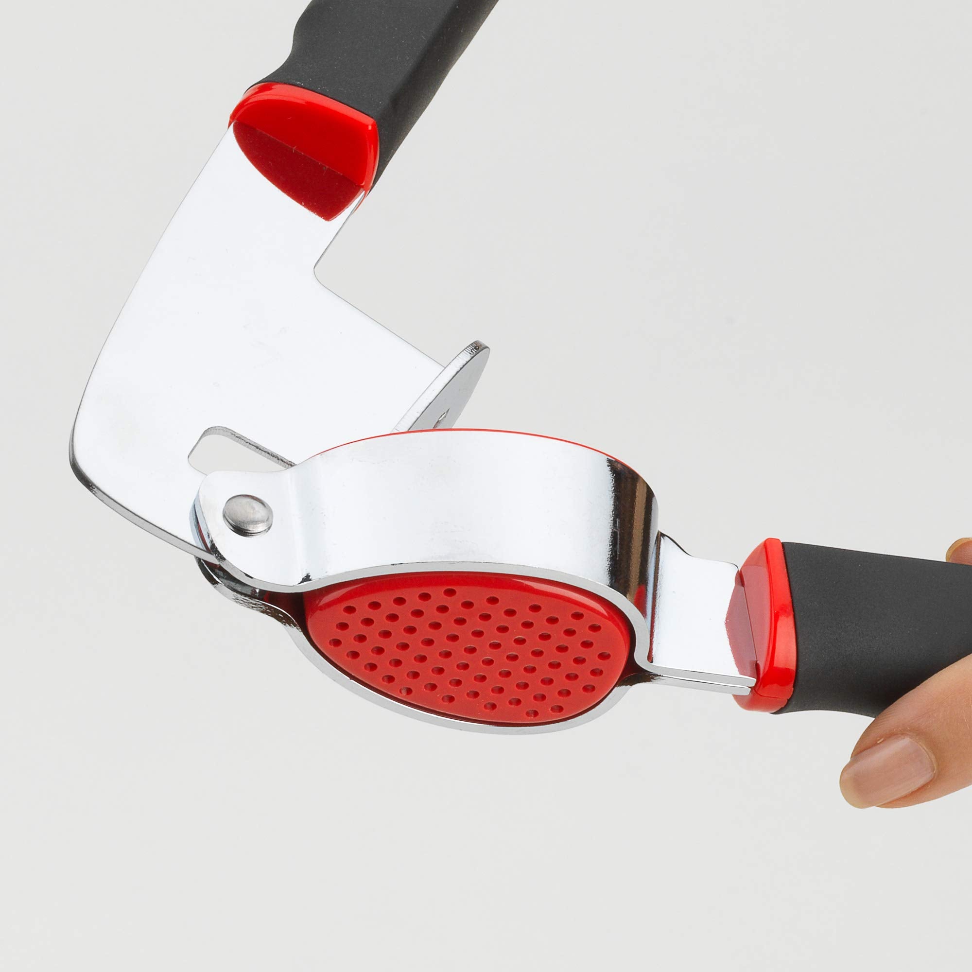 GoodCook Touch garlic press ergonomic design supports comfortable pressing.