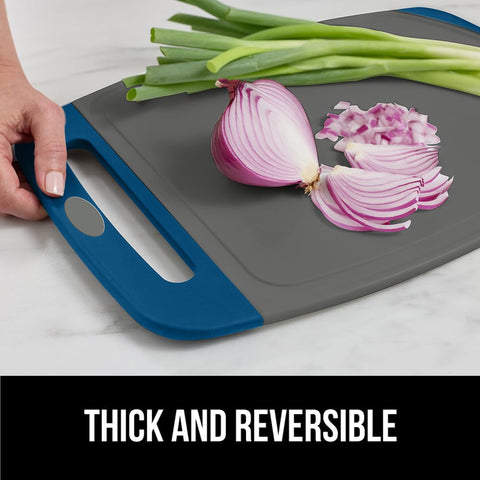 Medium Gorilla Grip board 13.8 by 9.6 inches for everyday chopping