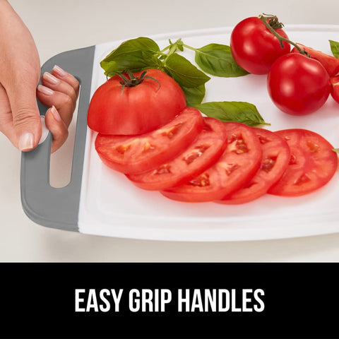GORILLA GRIP medium board to handle medium portions without crowding