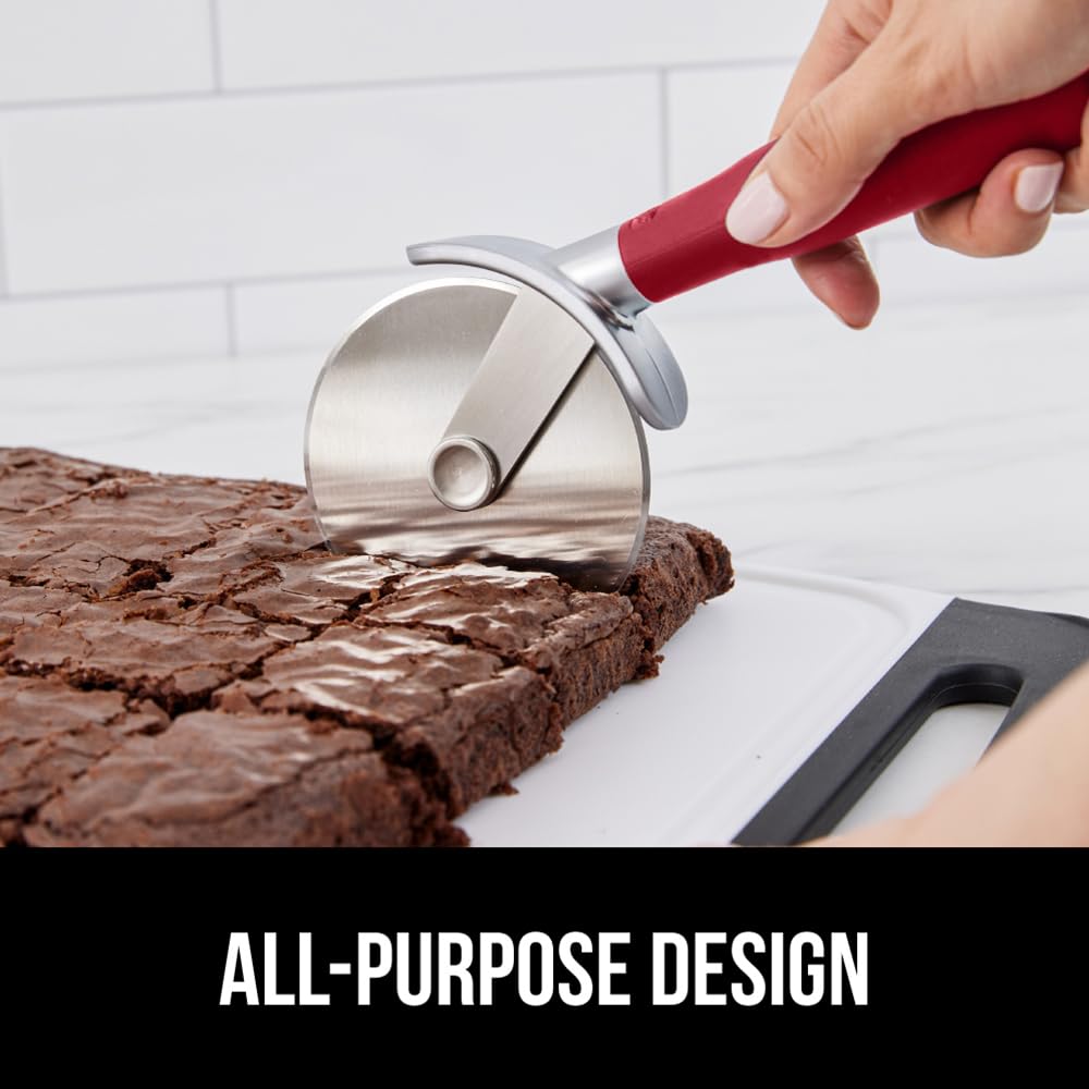 GORILLA GRIP all-purpose slicer ready for various foods