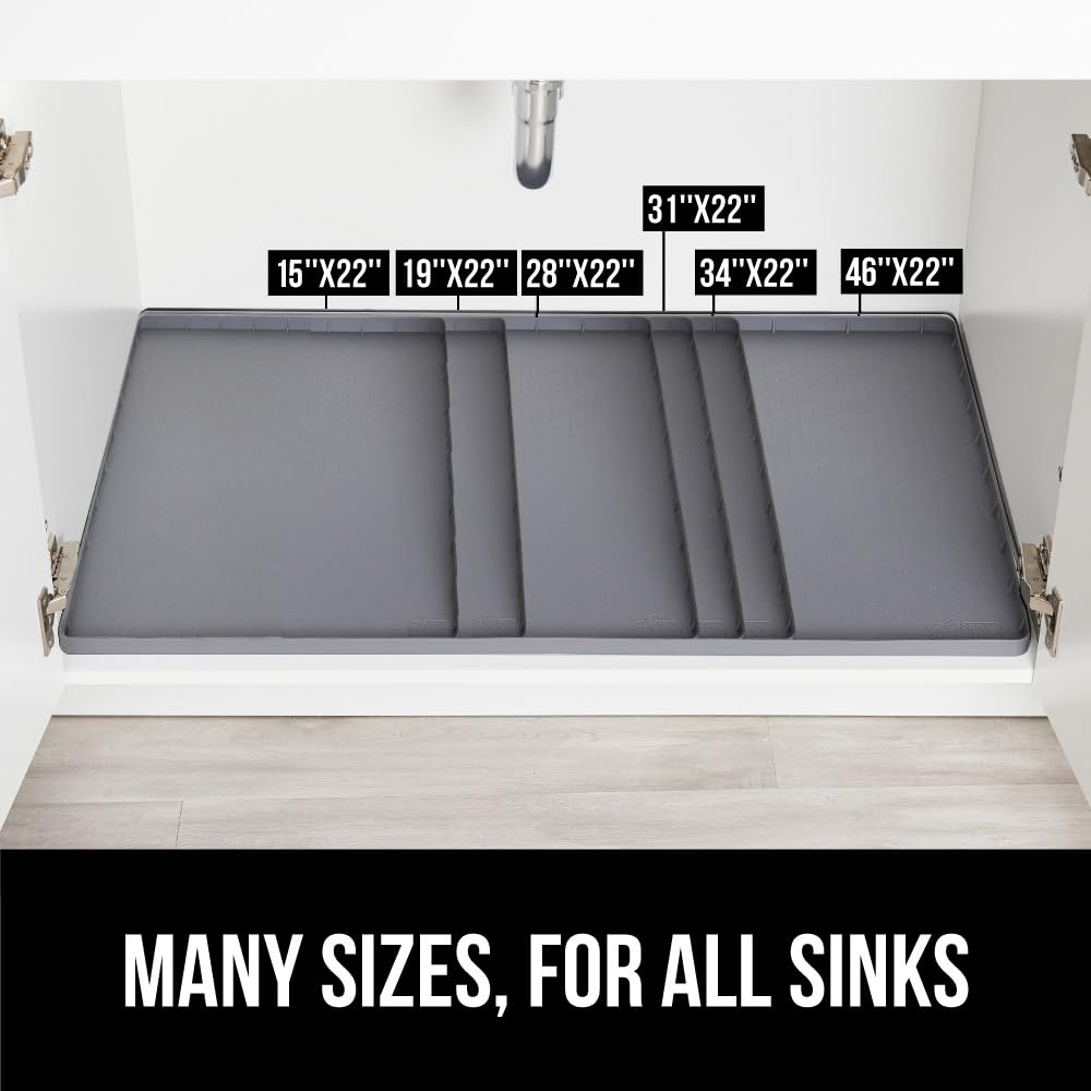 GORILLA GRIP raised lip mat helps contain liquids effectively.