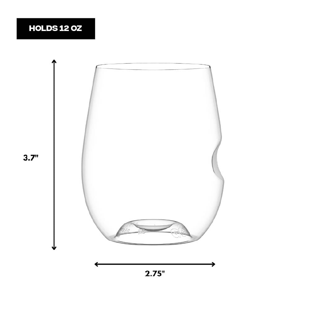 Crystal clear BPA-free Tritan glass preserves wine appearance.