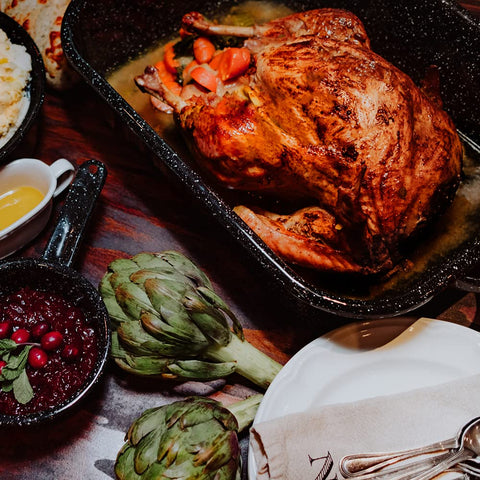 Granite Ware 21-inch rectangular roaster dishwasher-safe for quick cleanup.