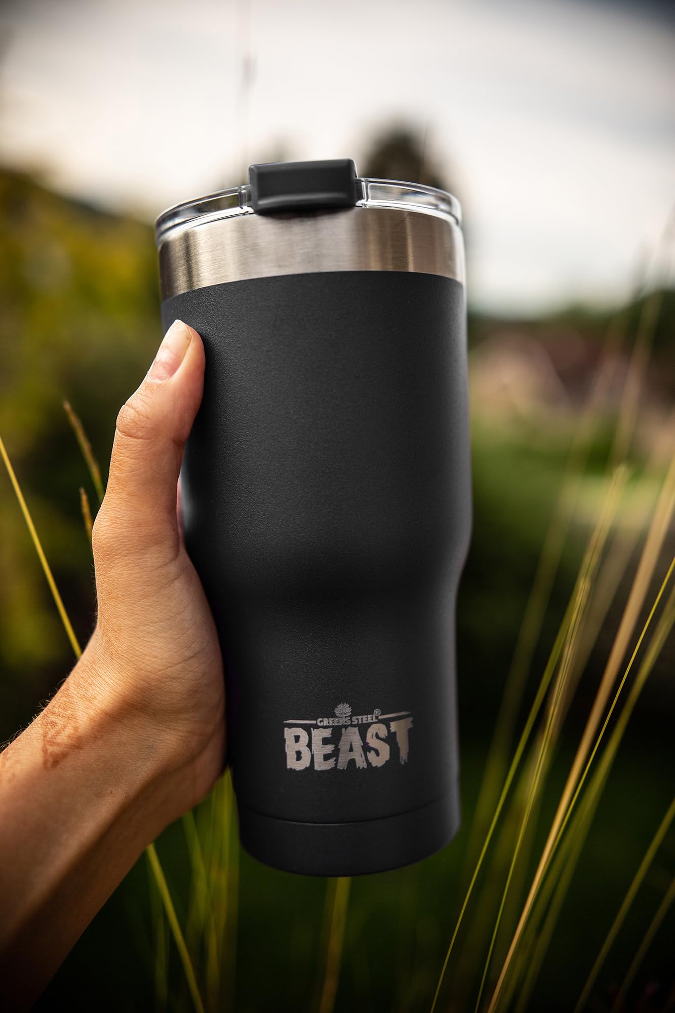 Greens Steel Beast 40oz capacity supports long hydration without frequent refills.