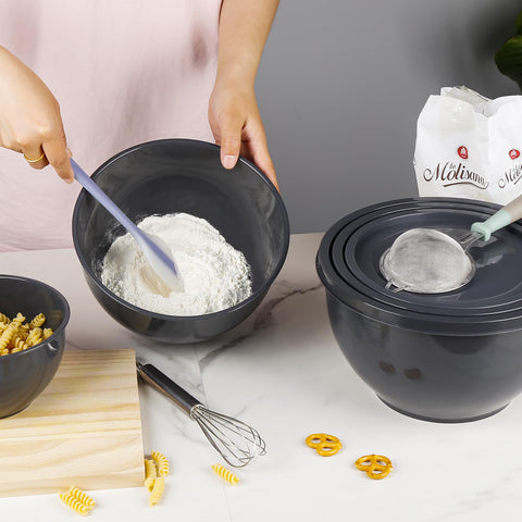 Greentainer lids protect foods during prep and storage