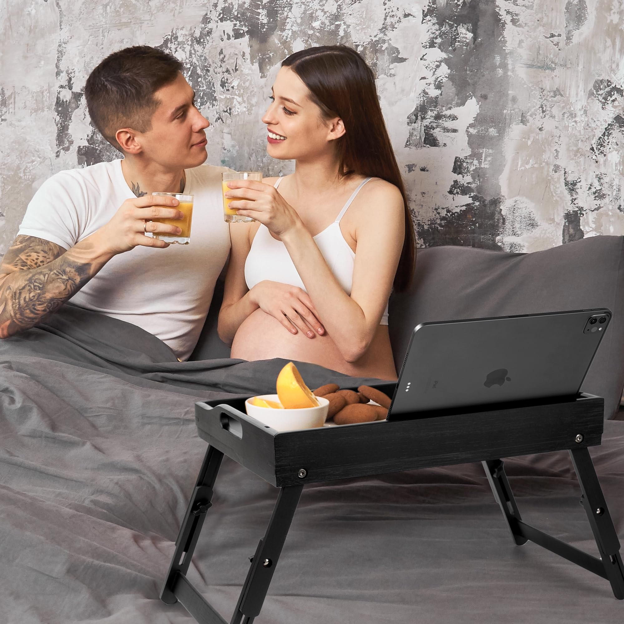 Greenual foldable bed tray stores neatly with compact design.