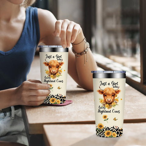 Grifarny Highland Cow pattern adds playful, stylish charm.