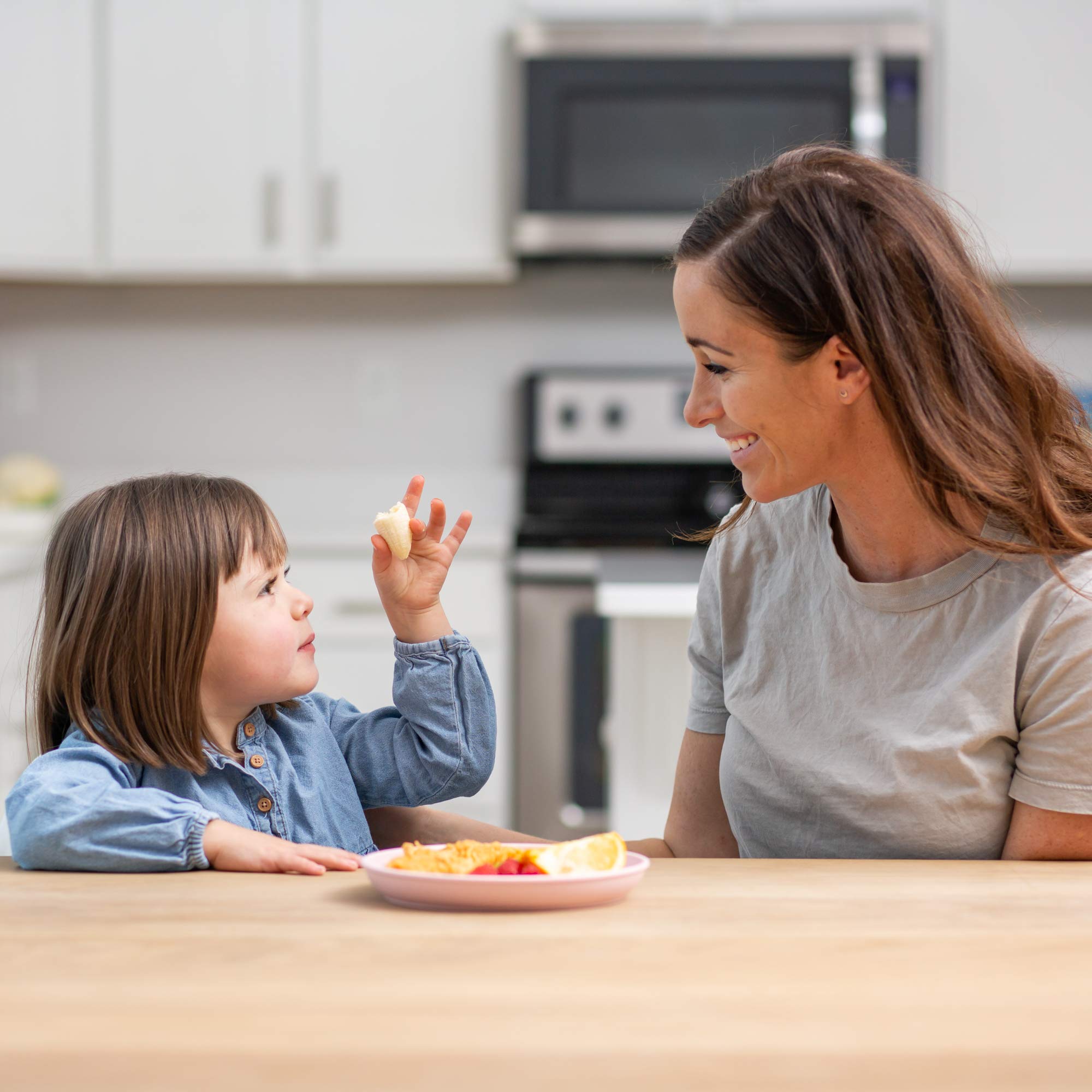 Grow Forward BPA-free PVC-free dishes keep meals safe for kids