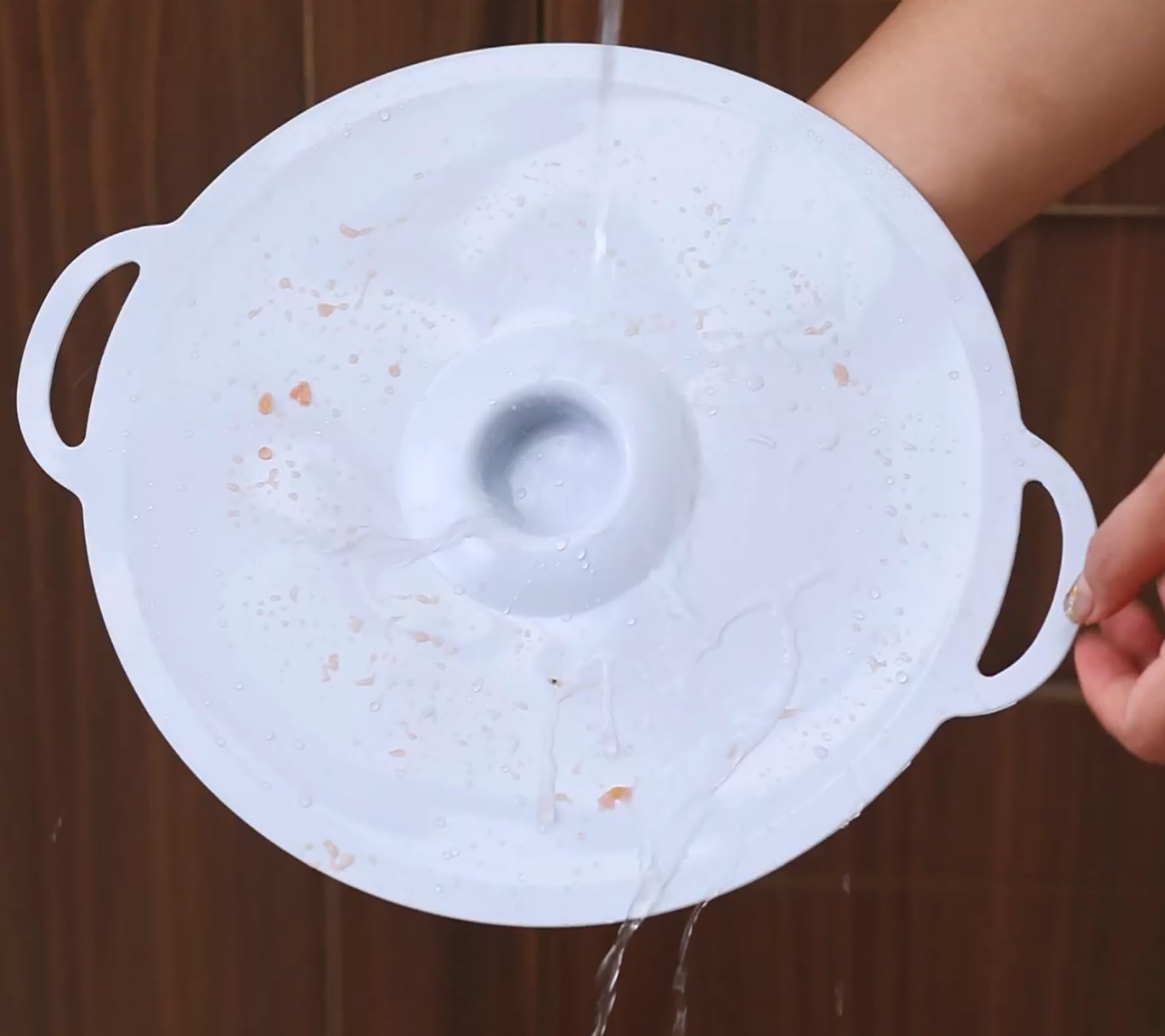 GUANCI lids are dishwasher safe for quick cleaning and reuse.