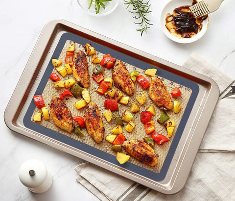 Guanci silicone pizza mat 9-inch round for a crisp crust