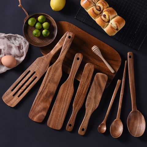 Gudamaye slotted spurtle for draining sauces and batters