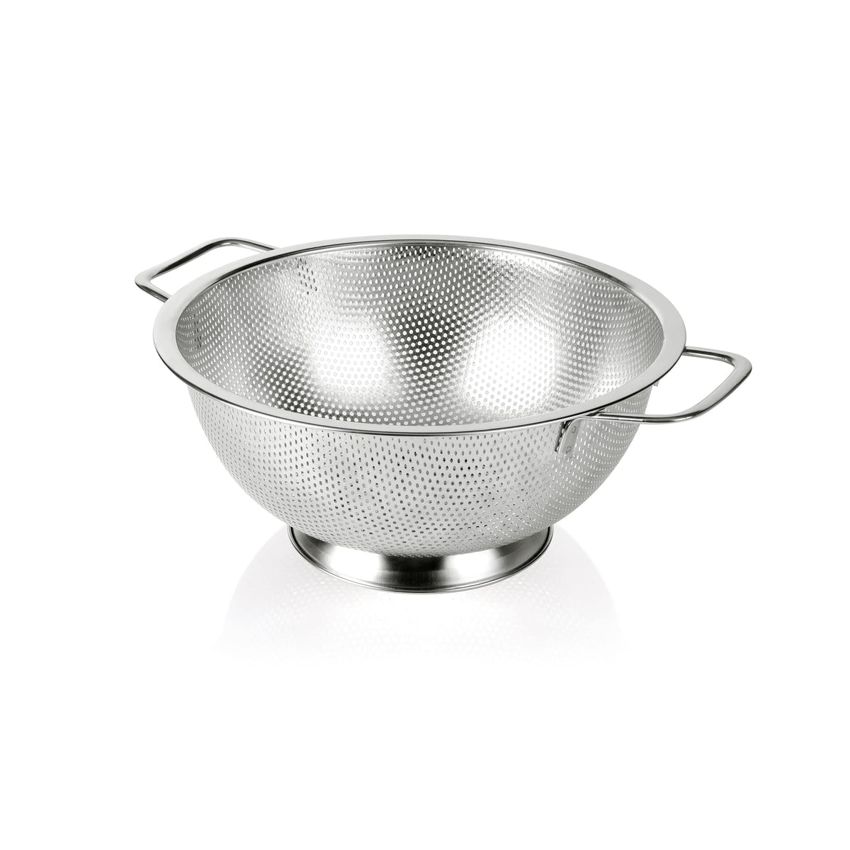 Gulex colander top view with fine holes for fast pasta draining.