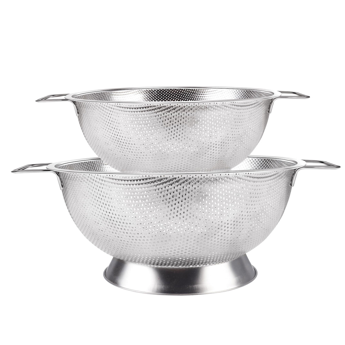Gulex 5-quart colander on counter showing sturdy build for easy draining in busy kitchens.
