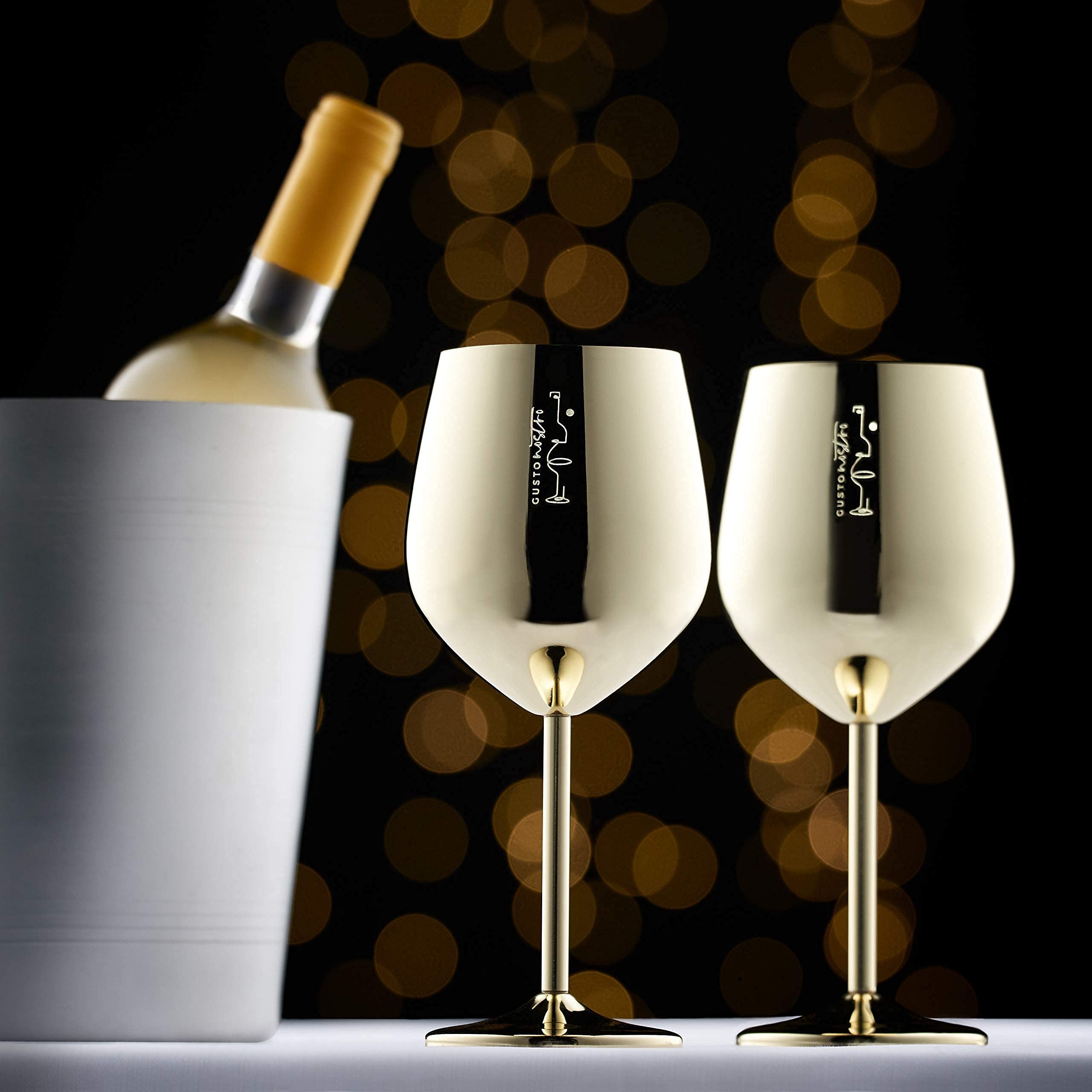 Gusto Nostro gift-ready wine glasses in stylish packaging.