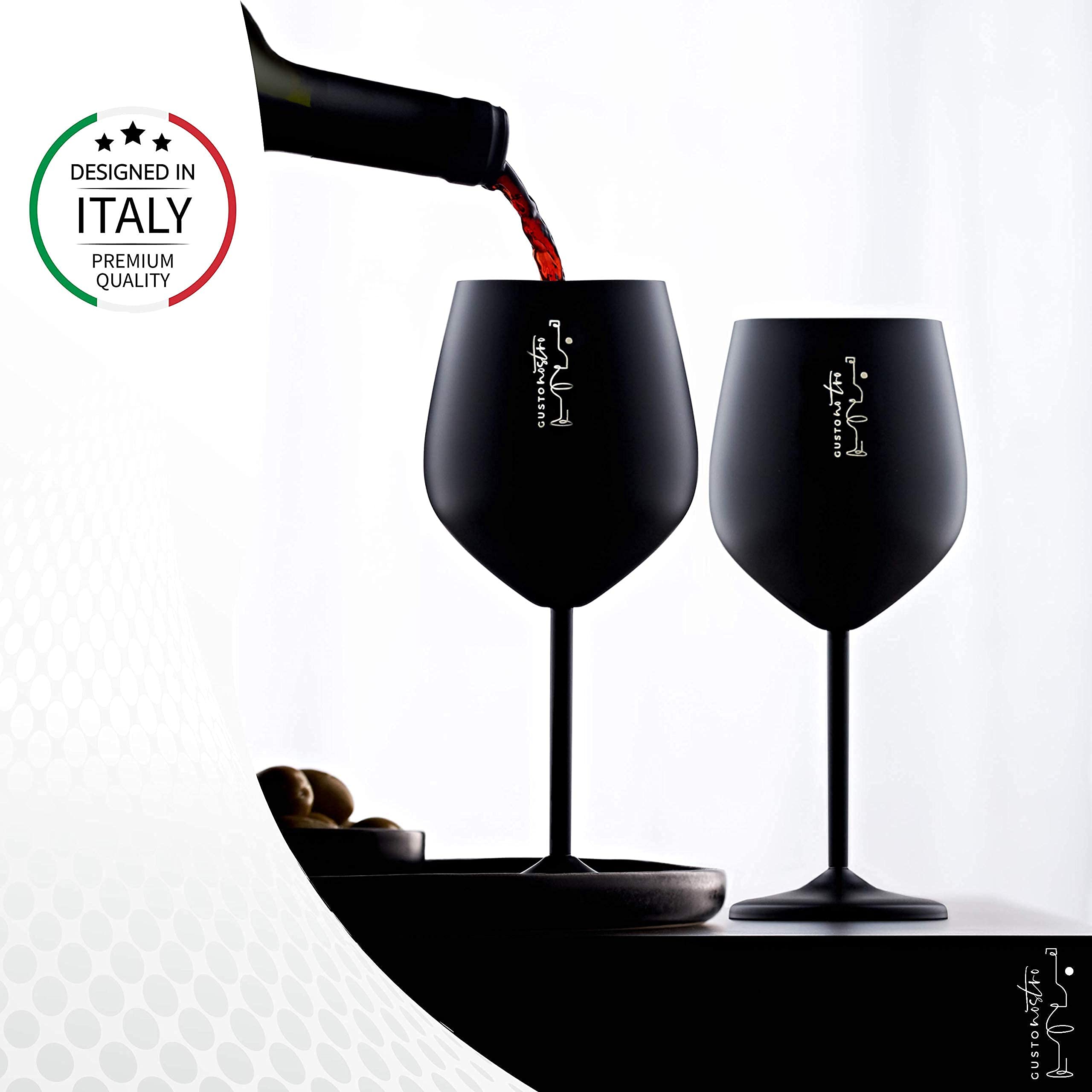 Gusto Nostro glass preserves chill longer for outdoor sipping.