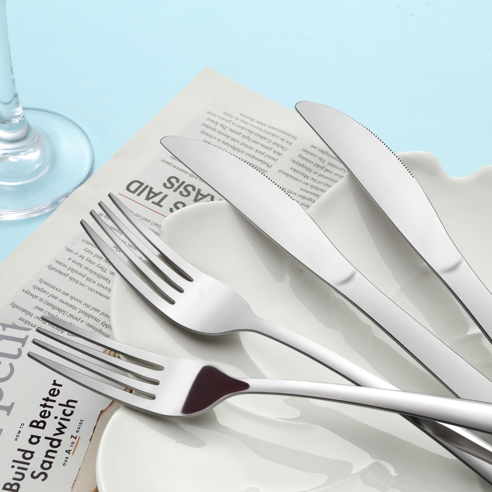 Gymdin silverware ready for dishwasher cleaning after meals