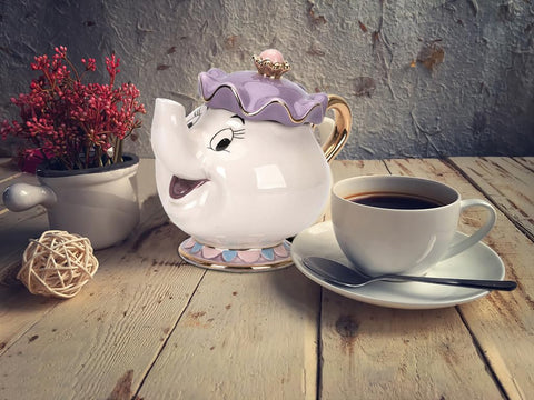 GZHaiTuoSi Mrs Potts chip teapot design on easy-care ceramic.