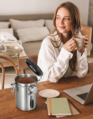HAIOOU 22oz canister stores coffee beans, grounds, sugar, or tea