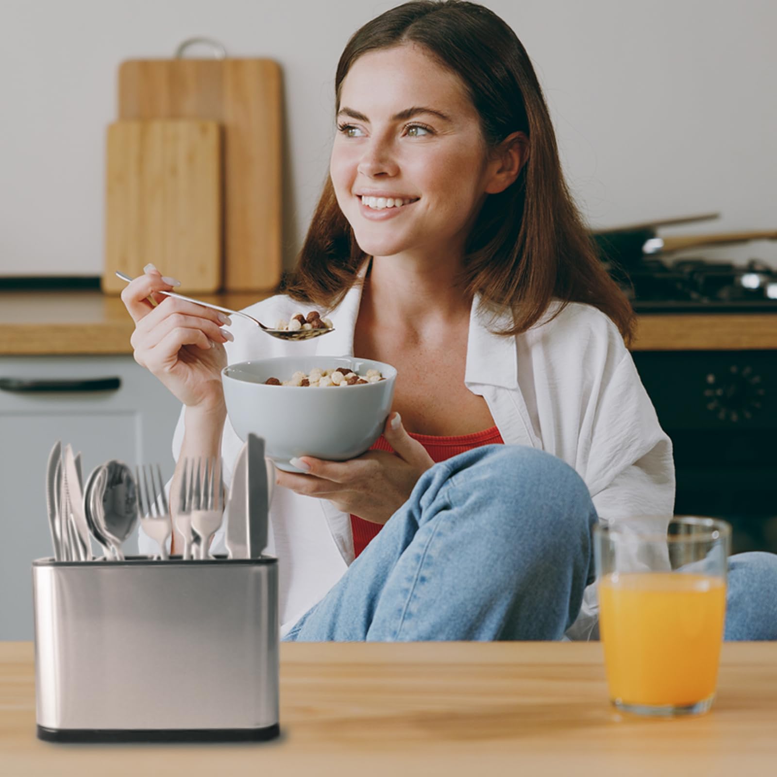 Haiyouneer Silverware Caddy four compartments keeps utensils neatly separated