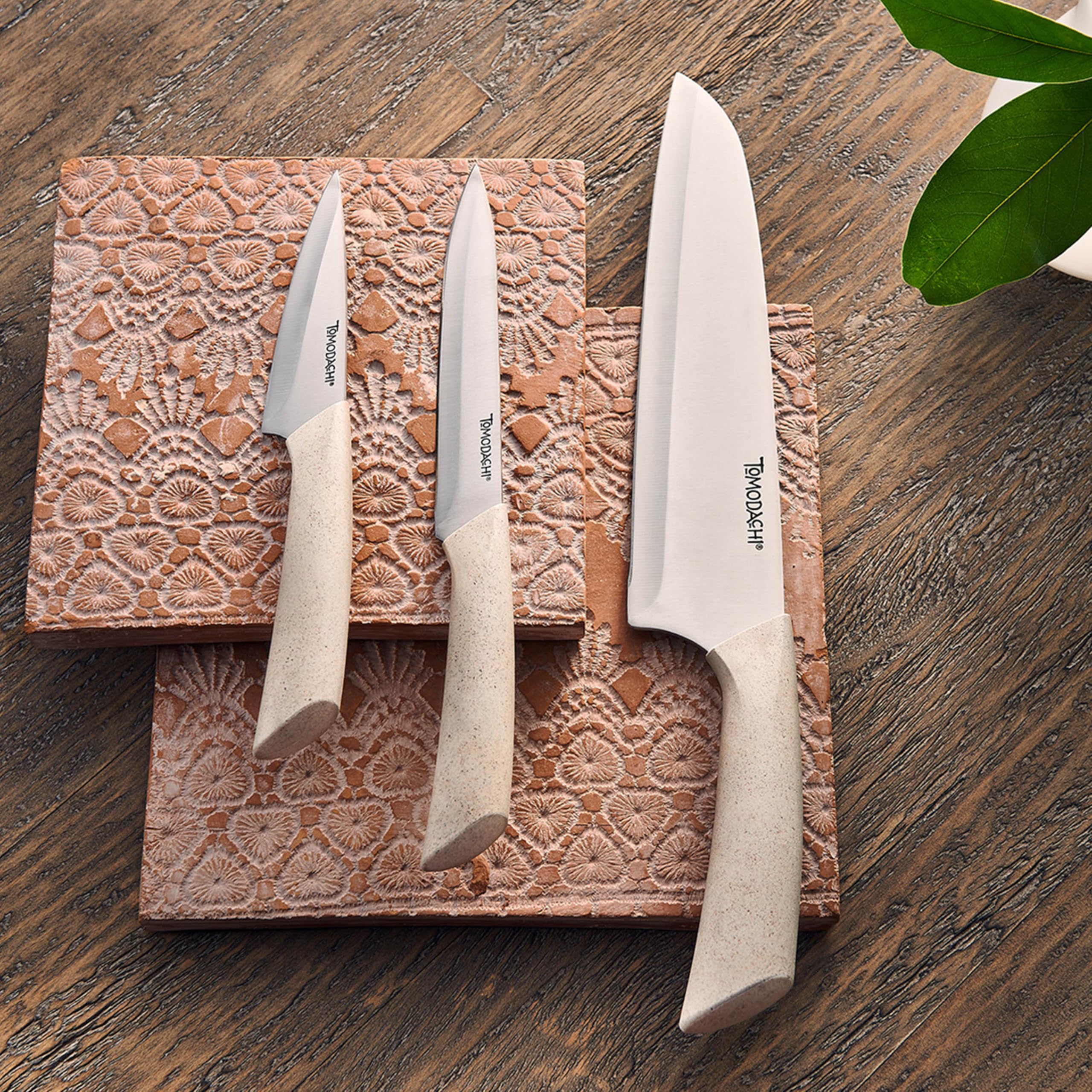 Hampton Forge Harvest 7in santoku knife in set designed for precise chopping.