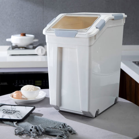 Airtight lid with six locks protects contents from moisture and dust