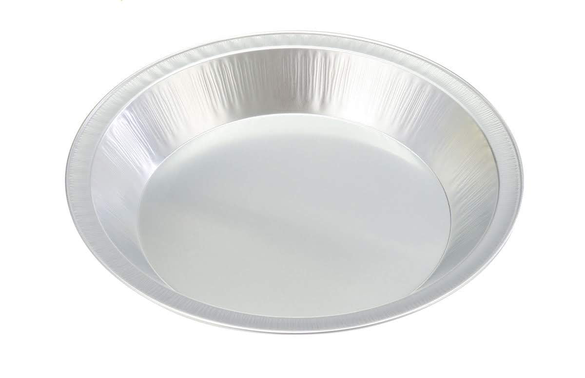 Handi-Foil 9-inch smooth-wall pie pan for reliable baking and easy serving.