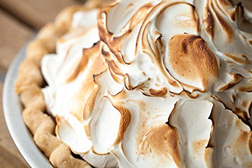 Handi-Foil recyclable pie pan, eco-friendly option for parties and gifts.